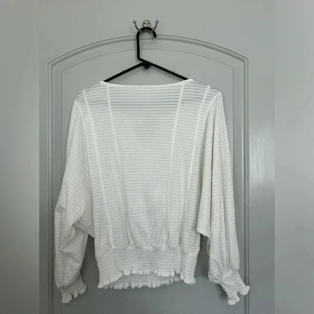 Anthropologie Rebecca smocked top puff sleeves white size small